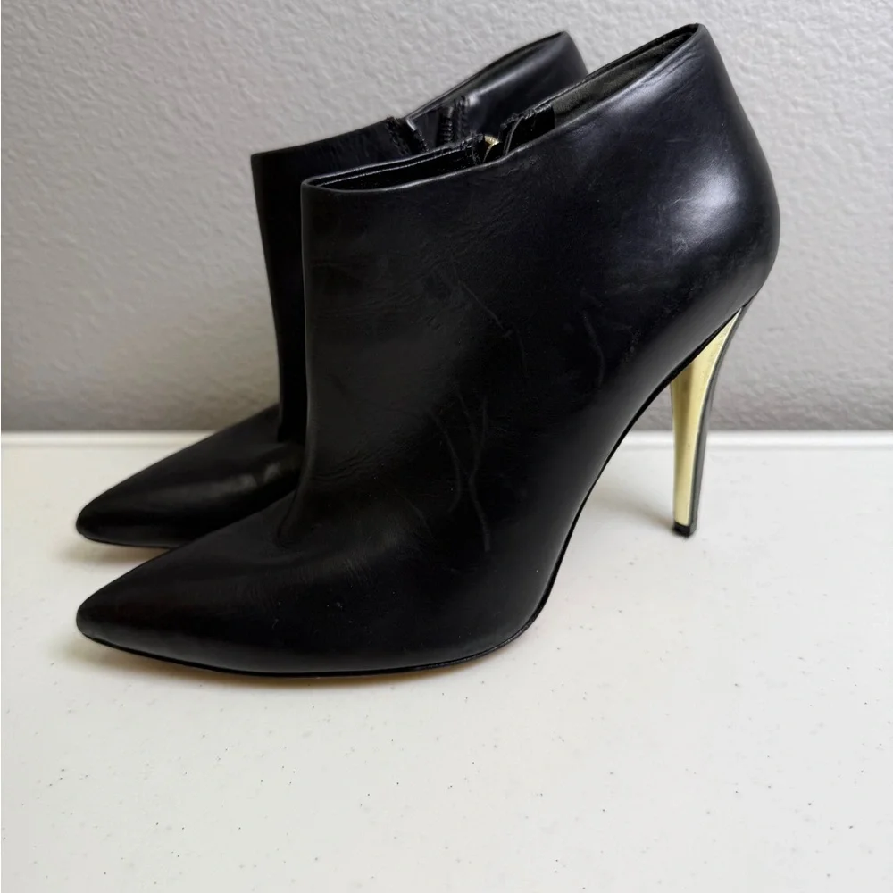 Marciano Ankle Boots Size 9 Black Leather Heels Stiletto Zipper Closure